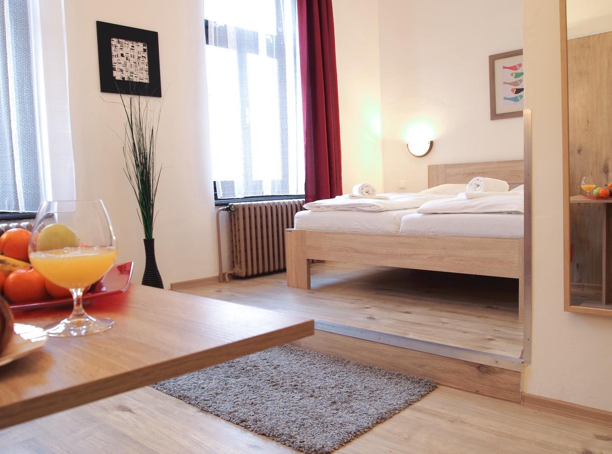 Hotel Faust ジェチーン 部屋 写真